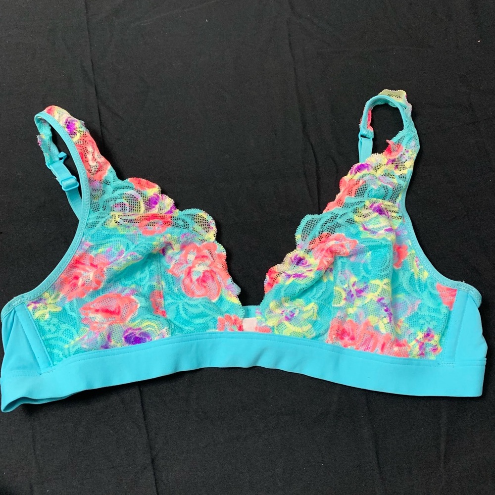 Victoria’s Secret Pink Blue Tie Dye Lace Bralette